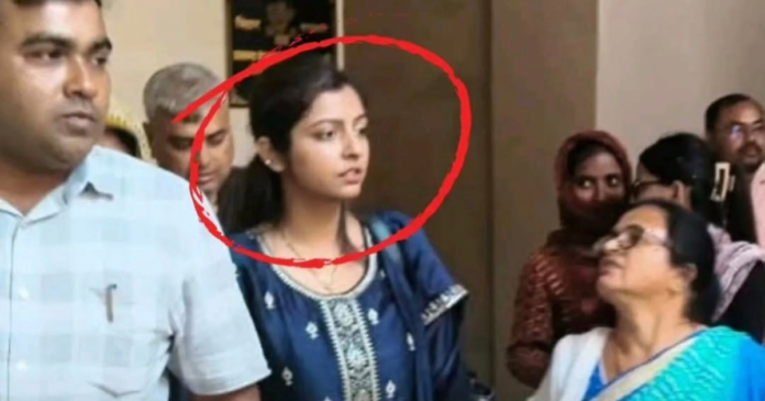 BPRO arrested in nalanda bihar for taking bribe of 12000